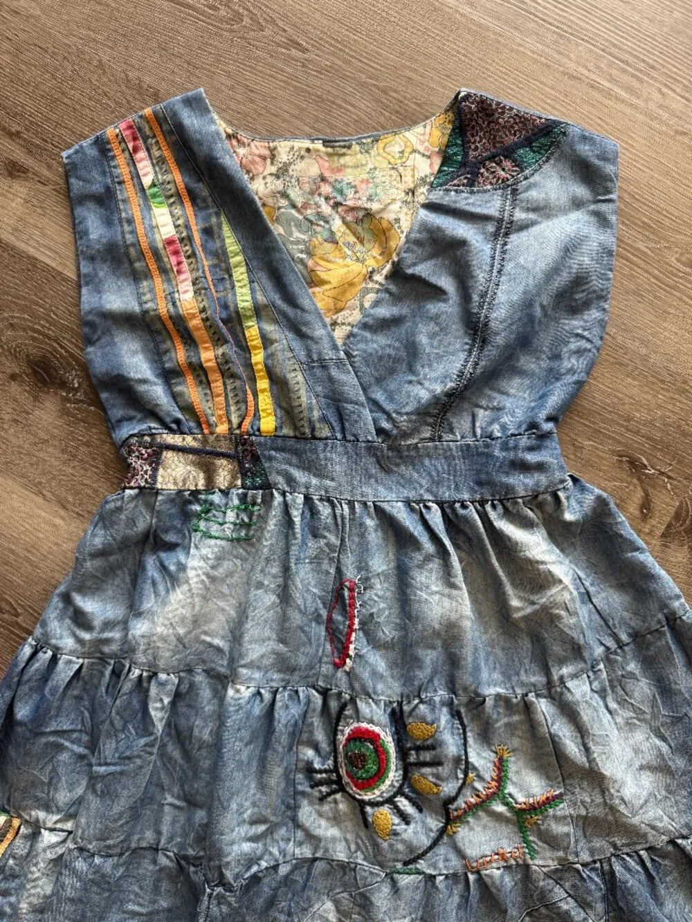 Desigual Embroidered Patchwork Babydoll Mini Dress | EU 38 - Picture 3 of 12